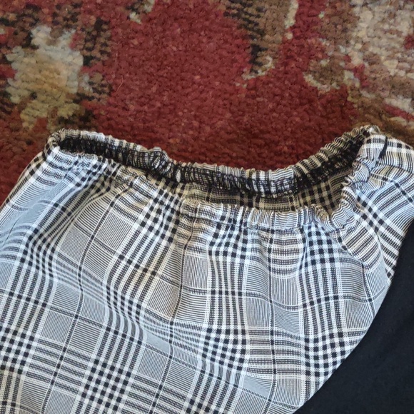 3/15 ๐ฆ NWT Cute Layerd Blouse - Picture 4 of 5